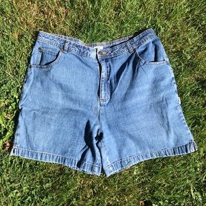 Vintage High waisted Jean Shorts